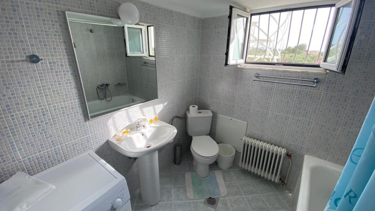 Апартаменты Patras White Castle Экстерьер фото