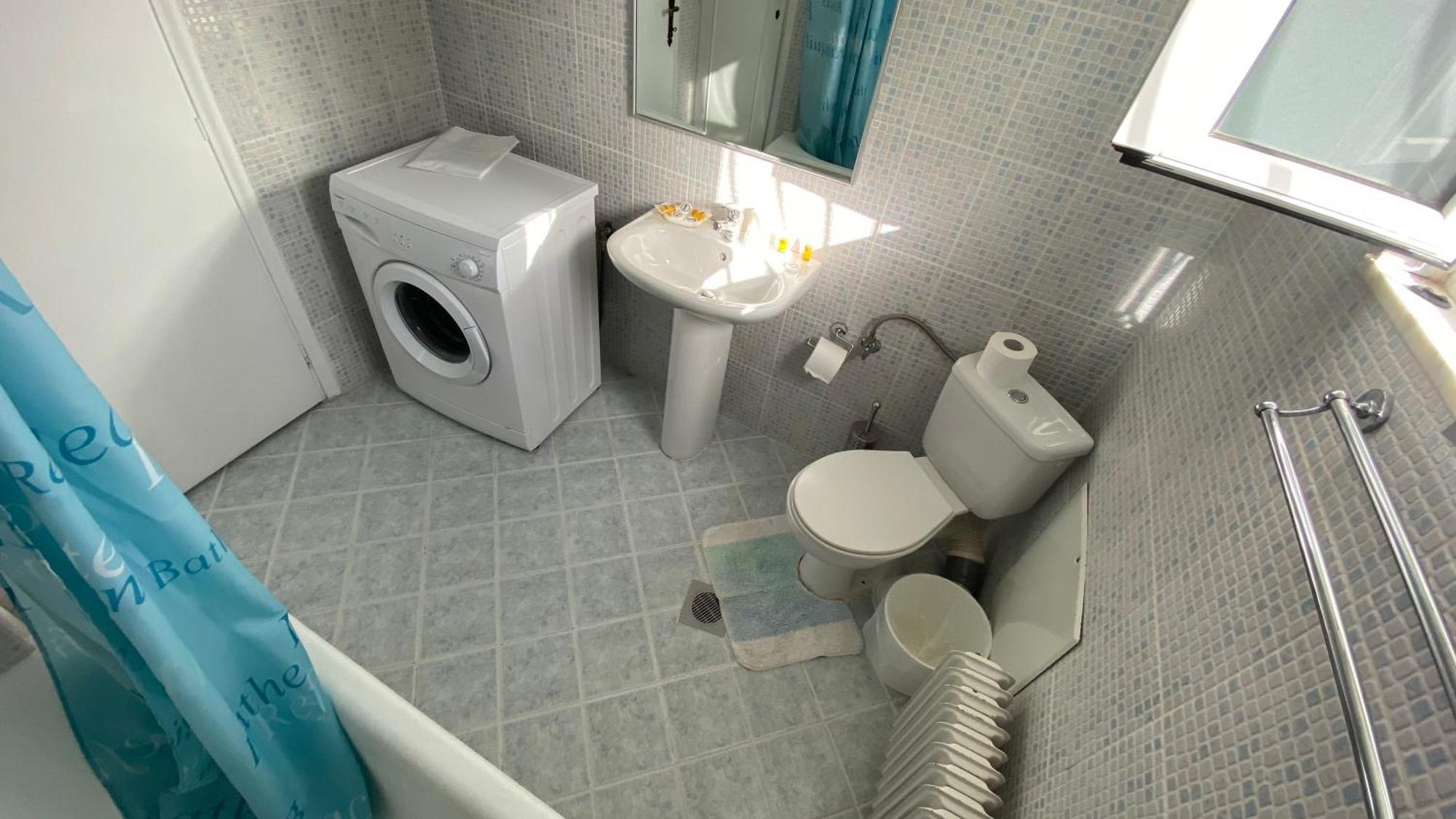Апартаменты Patras White Castle Экстерьер фото
